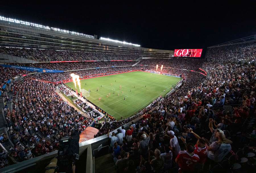 Filling Soldier Field is a challenge, and Lewandowski could help
