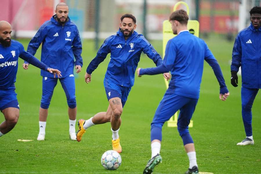 Manchester United players training ahead of their Champions League game against Como