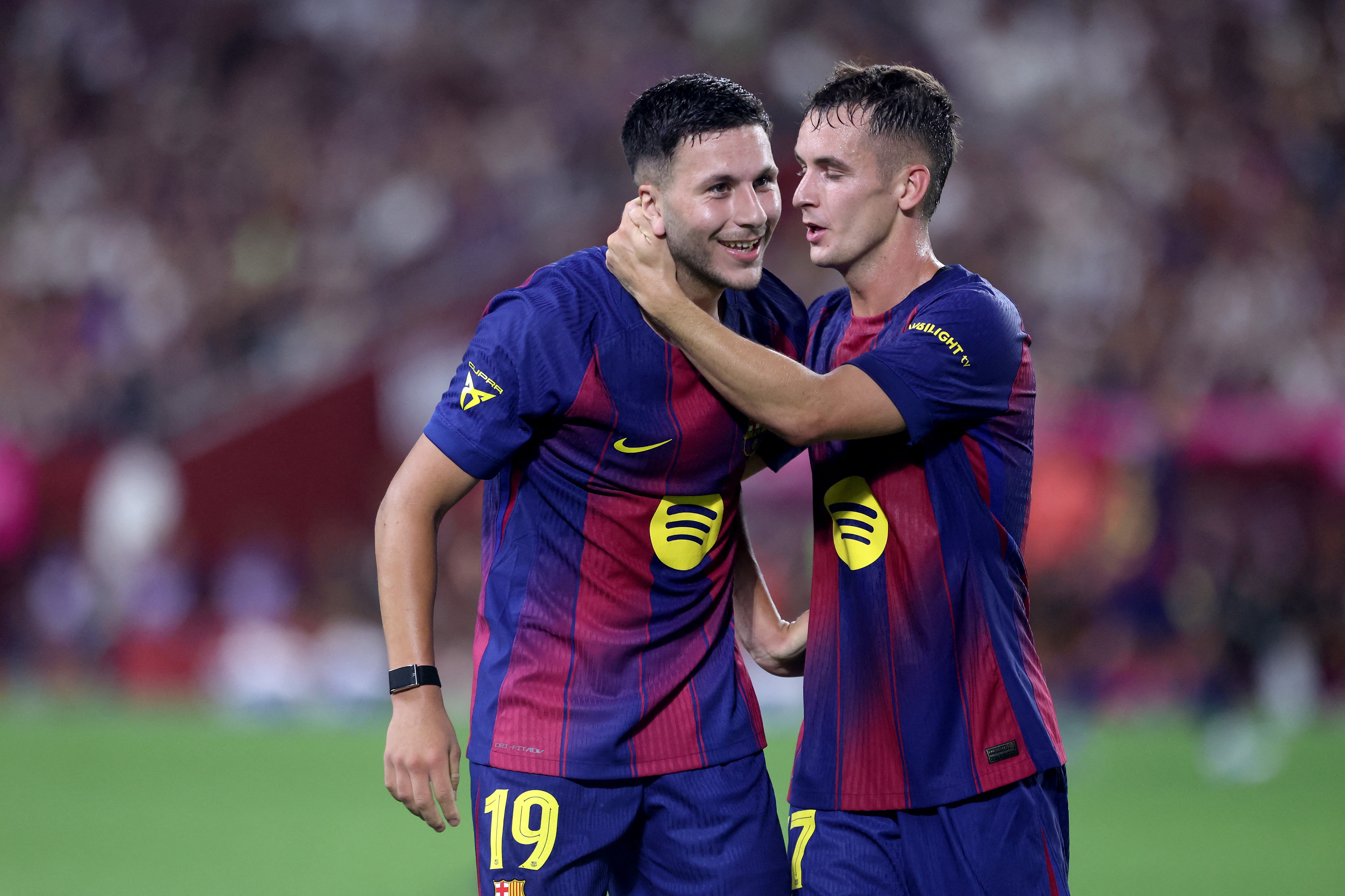 Roony netted a goal in his unofficial debut while Rashford made his first appearance for Barcelona
