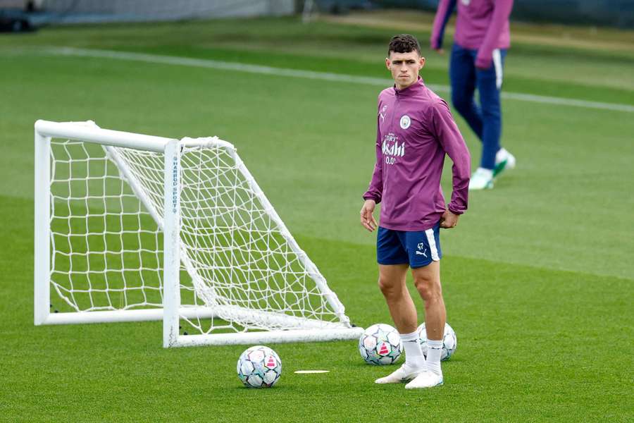 Foden trains for Manchester City
