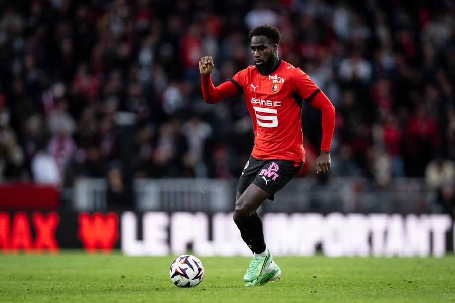 Boulaye Dia in action for Rennes