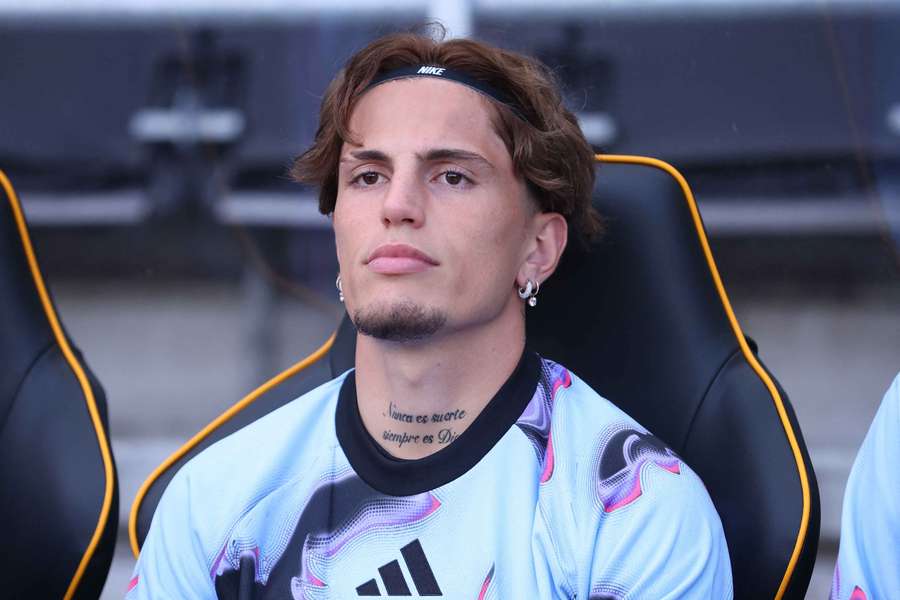 Alejandro Garnacho pictured on the substitutes' bench whilst at Aston Villa 