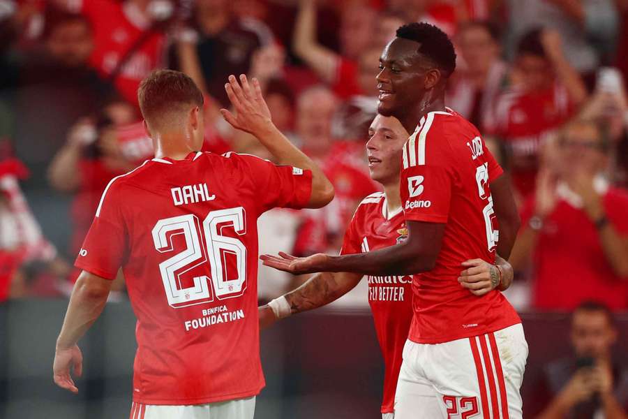 Benfica's Jhon Duran celebrates scoring their third goal with Samuel Dahl and Gianluca Prestianni Benfica's Jhon Duran celebrates scoring their third goal with Samuel Dahl and Gianluca Prestianni