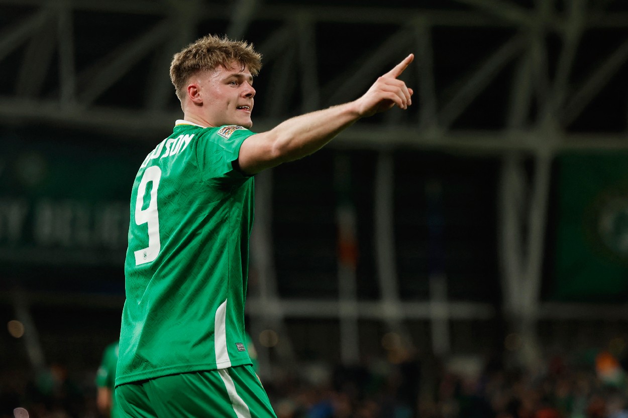 Evan Ferguson has signed with Serie A powerhouse AS Roma on a loan deal from Brighton for the entire season.
