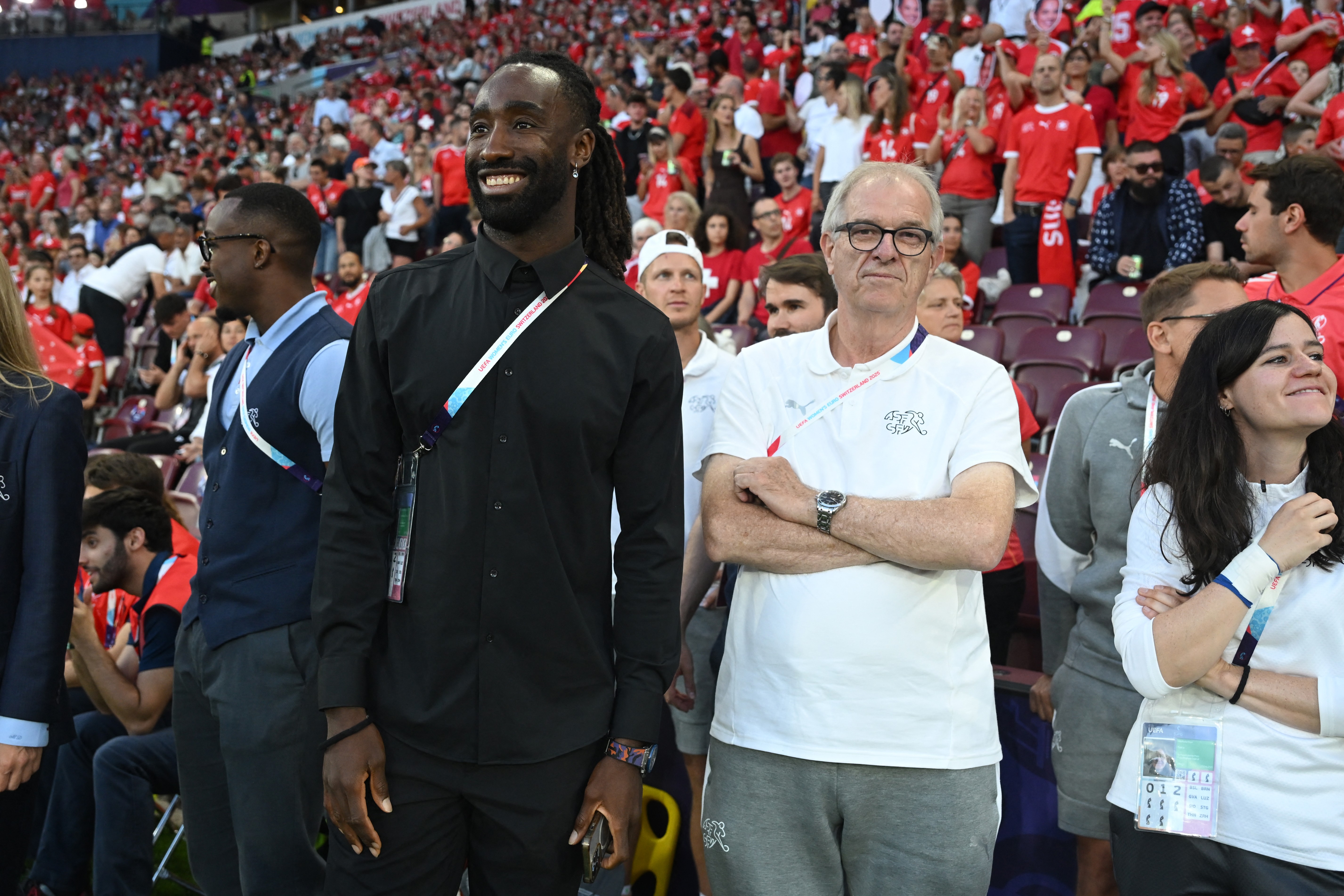 &#39;We can no longer hide&#39;, Johan Djourou states regarding the future of Swiss women&#39;s football.