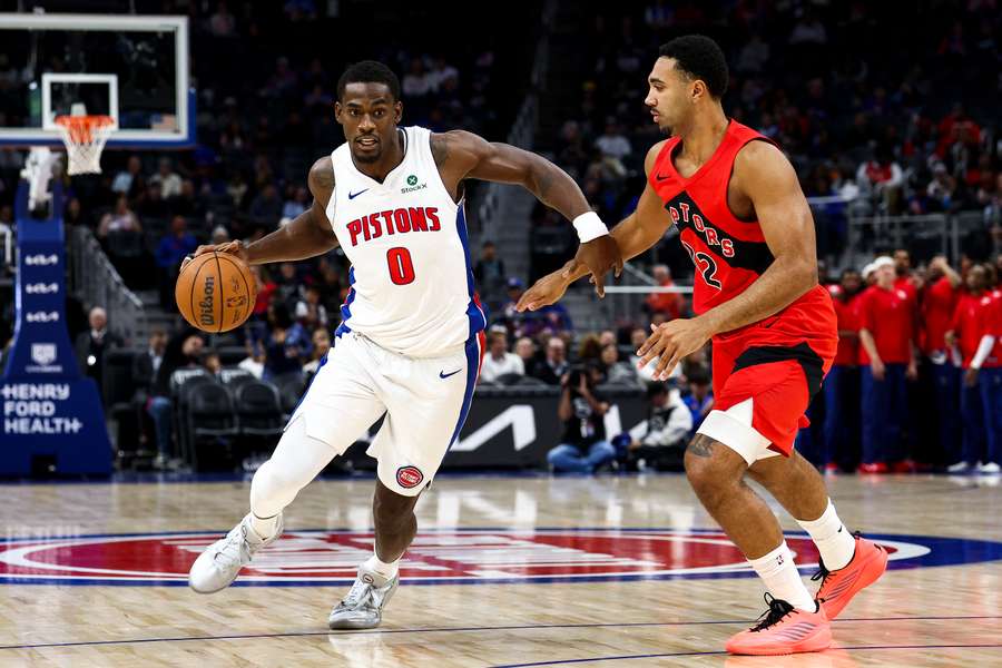 Detroit Pistons centre Jalen Duren will miss at least two weeks with a hamstring strain Detroit Pistons centre Jalen Duren will miss at least two weeks with a hamstring strain
