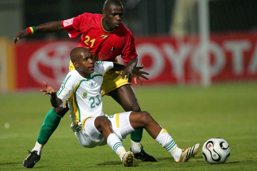 South Africa lost 2-0 to Guinea at the 2006 Africa Cup of Nations finals South Africa lost 2-0 to Guinea at the 2006 Africa Cup of Nations finals