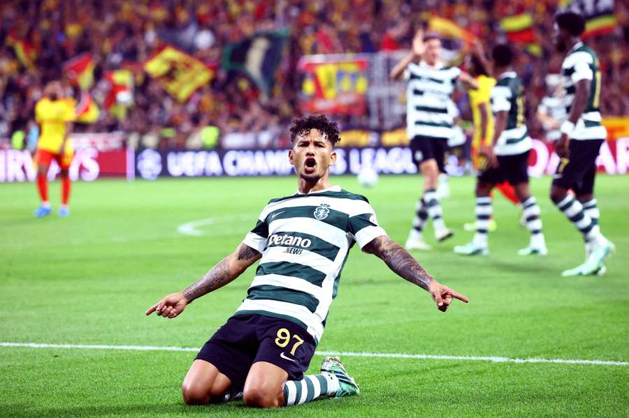 Luis Suarez celebrates