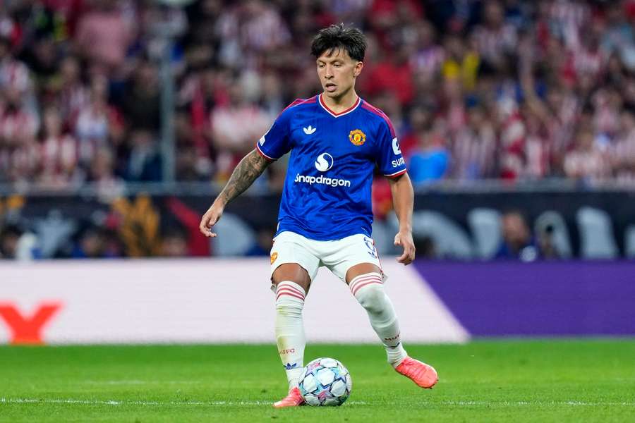 ''We expect more from the top' - Martinez slams Man United chiefs over recruitment ''We expect more from the top' - Martinez slams Man United chiefs over recruitment