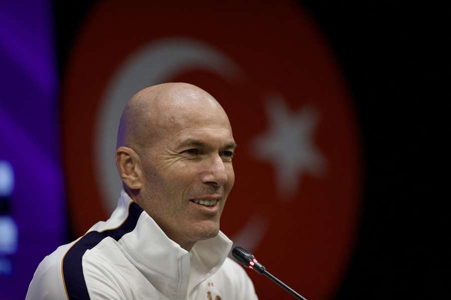 Zinedine Zidane speaks to the press Zinedine Zidane speaks to the press