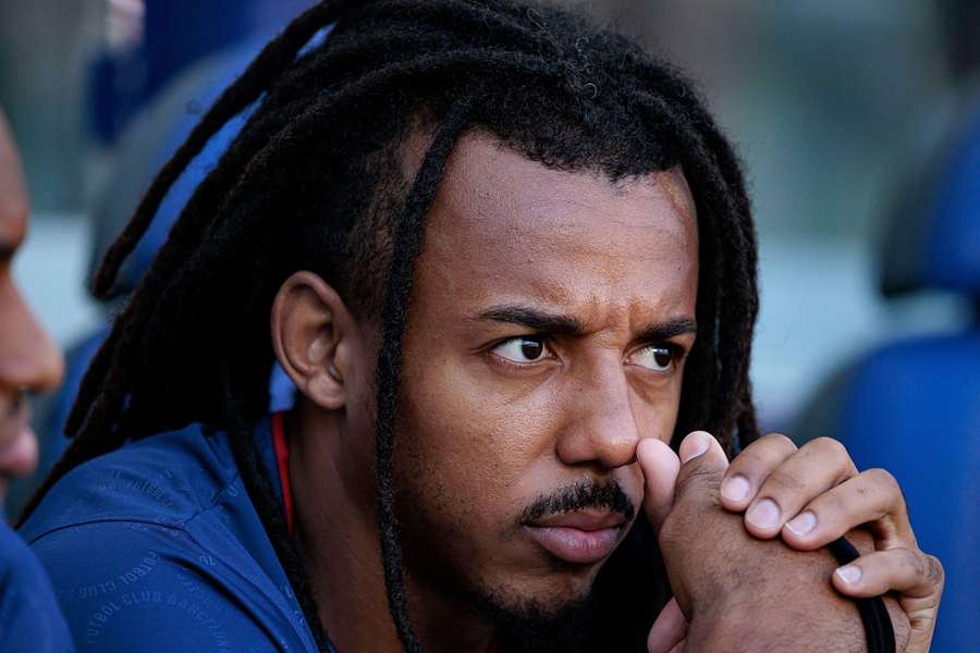 Barcelona's Jules Kounde on the bench for the match against Levante